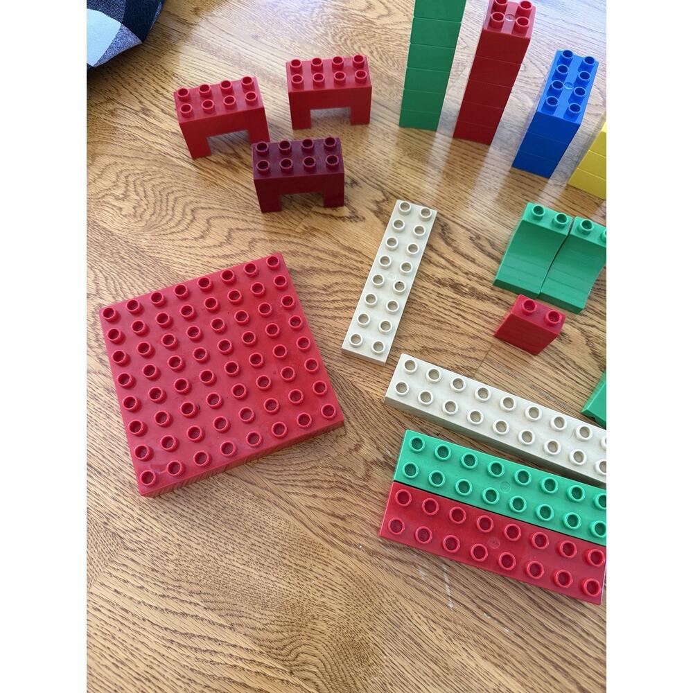LEGO DUPLO Mixed Lot: Base Plate,Arches,Long Bricks Slopes -Replacement Parts - Picture 3 of 4